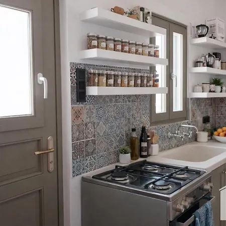 Damarionas Retreat - Newly Restored House With Views Naxos